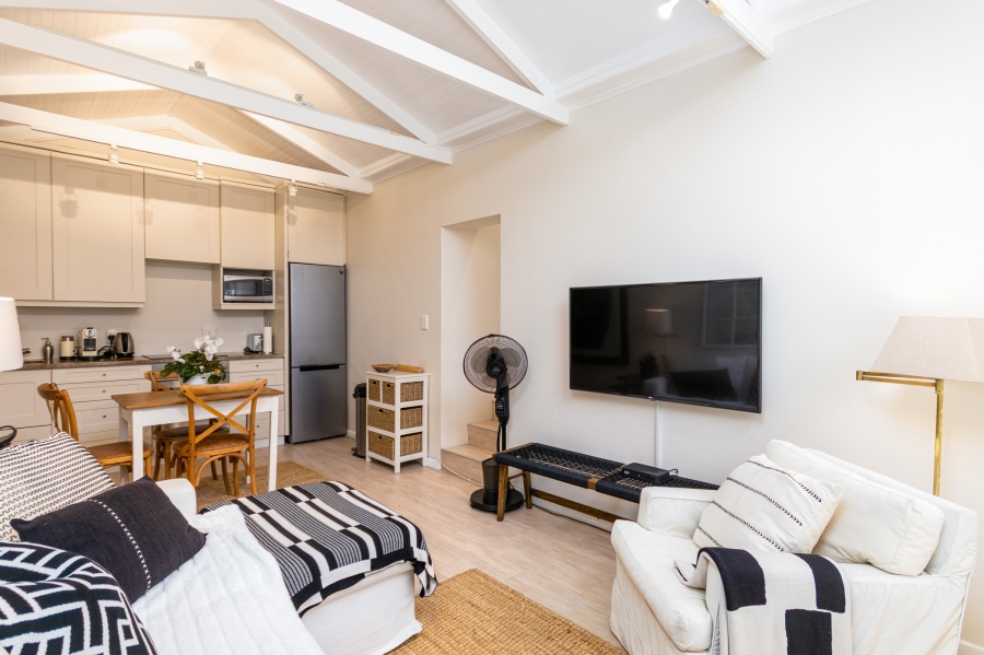 To Let 2 Bedroom Property for Rent in Claremont Upper Western Cape
